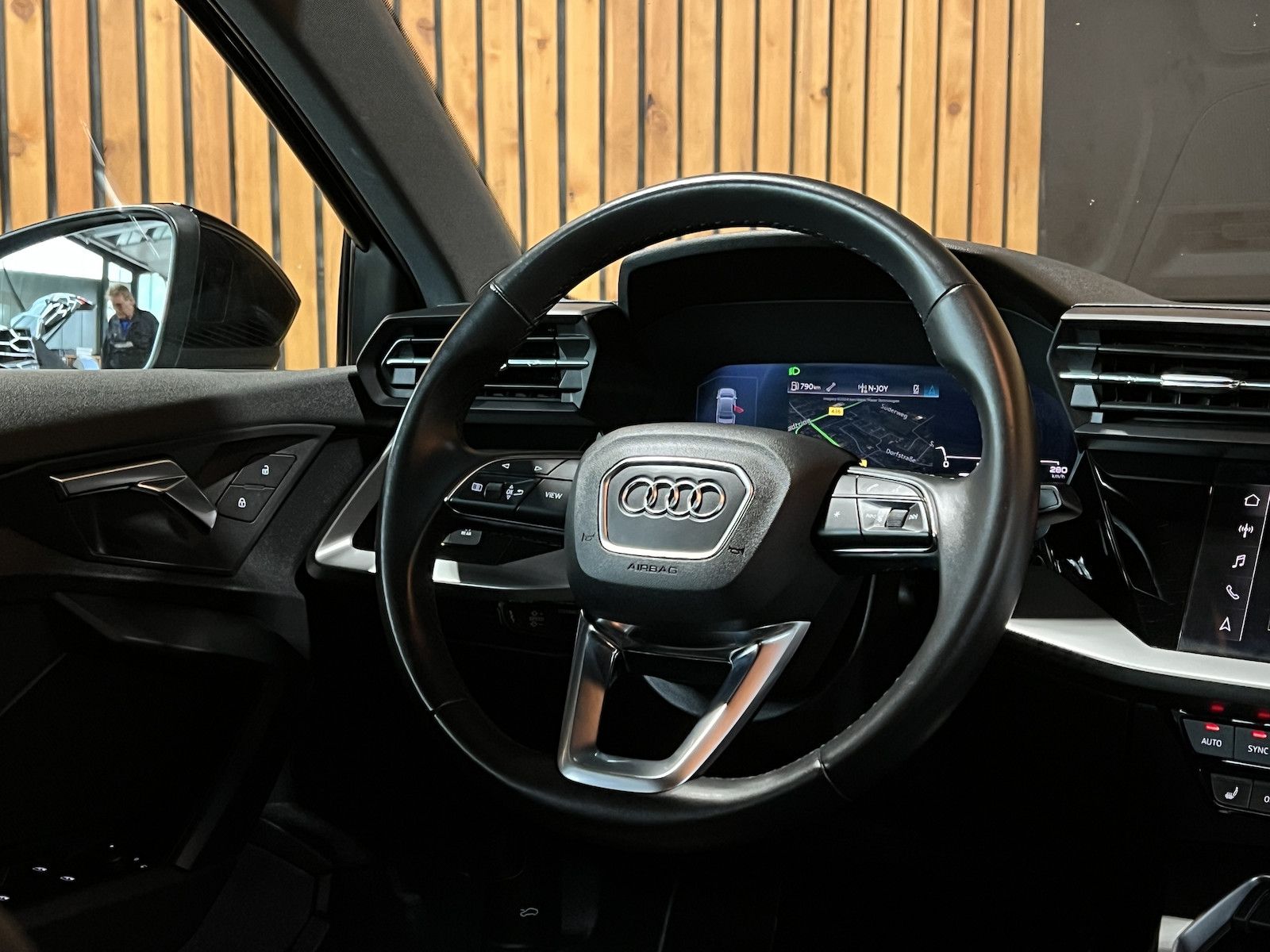 Fahrzeugabbildung Audi A3 Lim. advanced 35 TFSI *Navi*LED*Kam*Virtual*