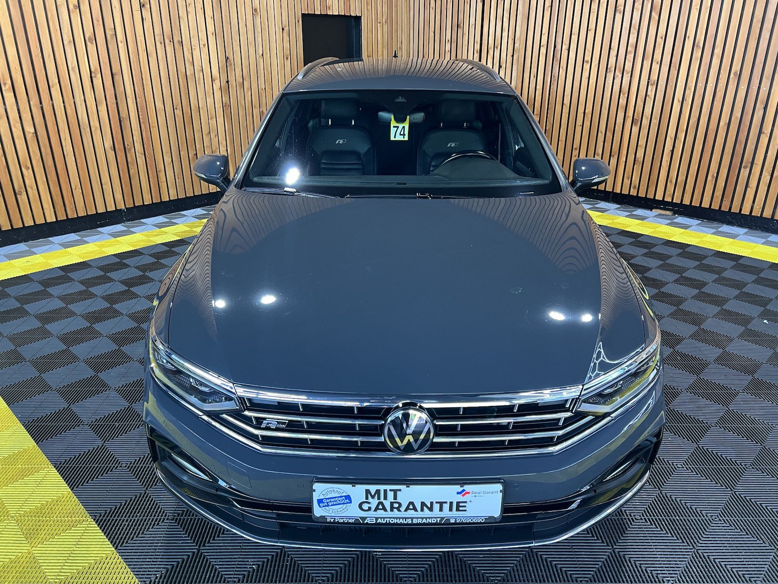 Fahrzeugabbildung Volkswagen Passat Variant TDI R-Line *Matrix*Leder*AHK*Virt