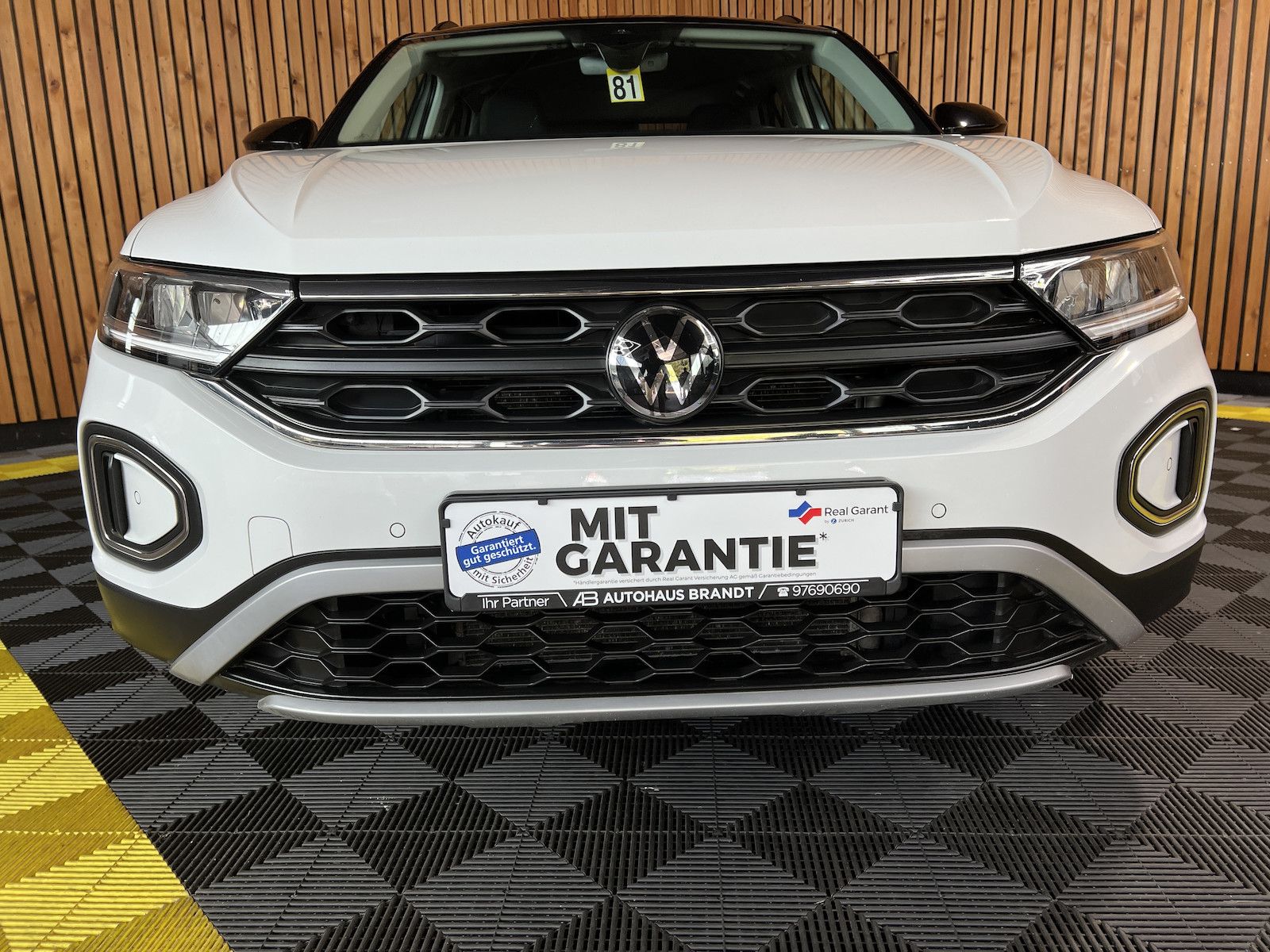 Fahrzeugabbildung Volkswagen T-Roc 1,5 TSI Life DSG *LED*Kam*Virtual*App*ACC*