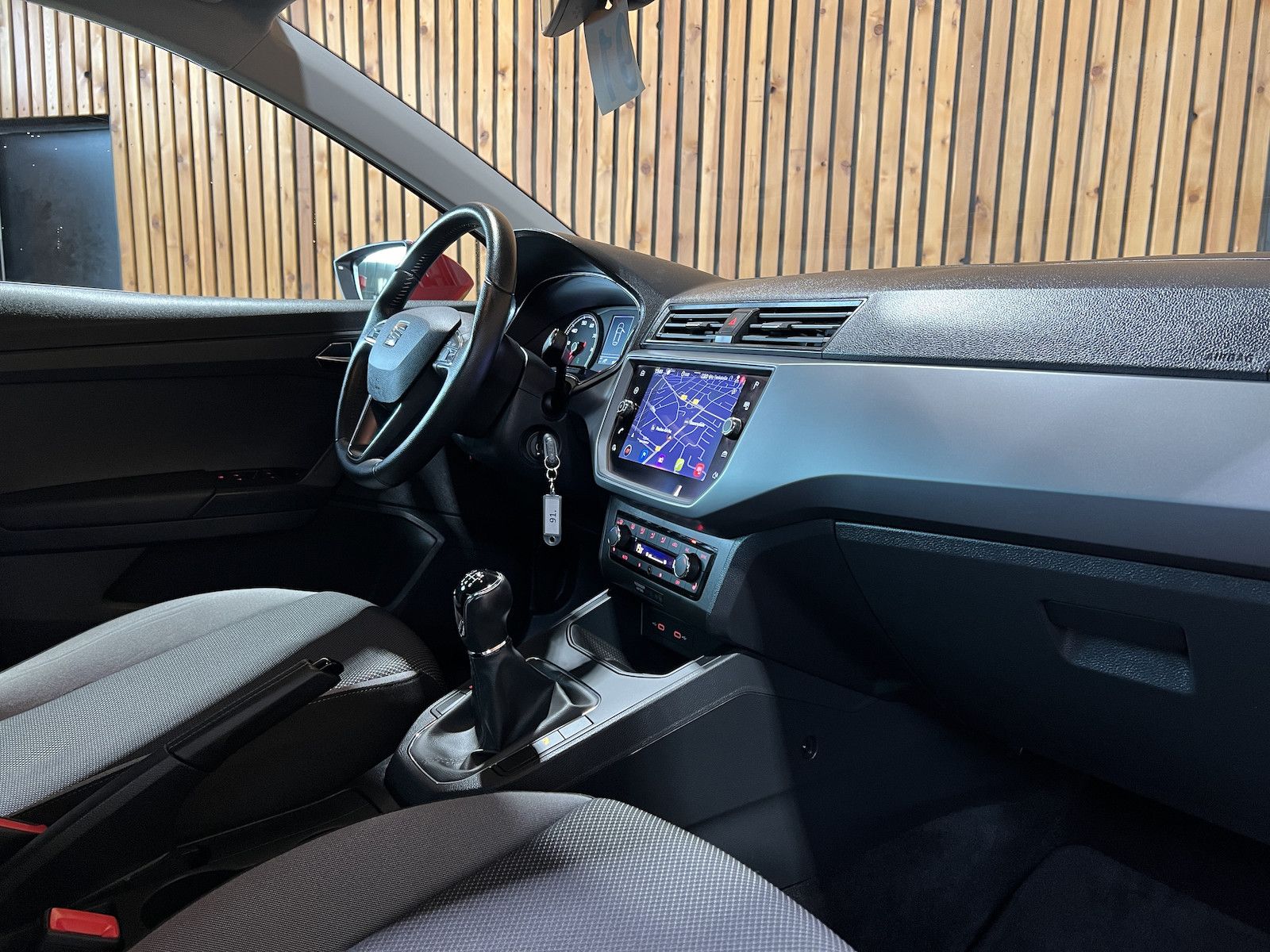 Fahrzeugabbildung SEAT Ibiza 1.0 TGI Style *Navi*PDC*Sitzhz*Kamera*App*