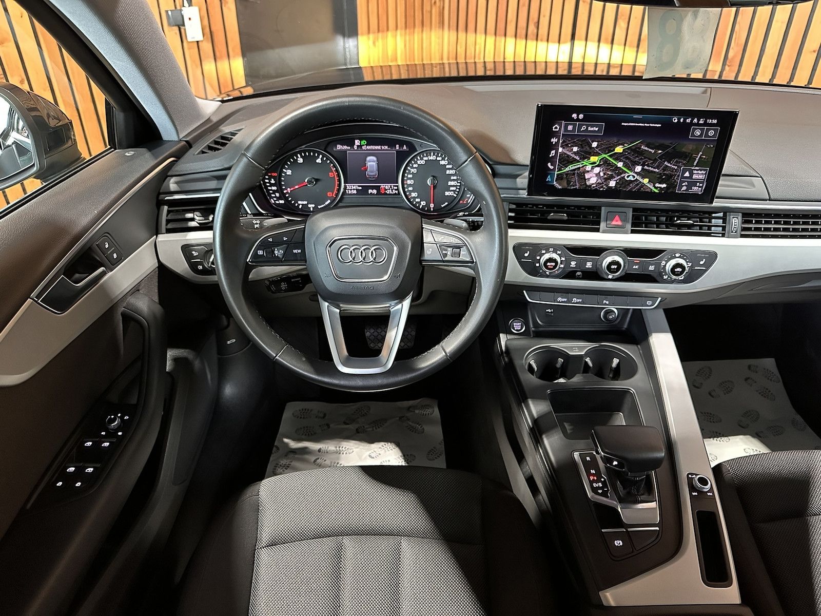 Fahrzeugabbildung Audi A4 Avant advanced TDI Aut. *Navi+*ACC*Kamera*App