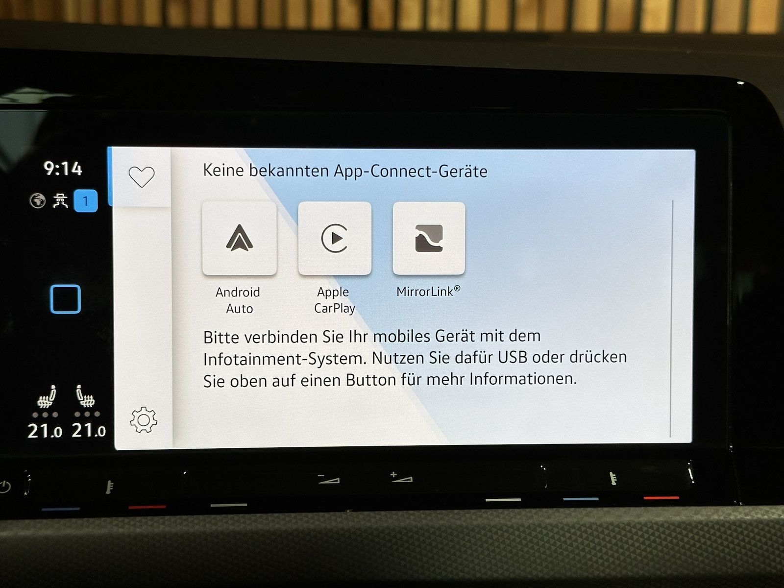 Fahrzeugabbildung Volkswagen Golf Variant 1,5 TSI Navi*Virtual*Kam*Matrix*AHK