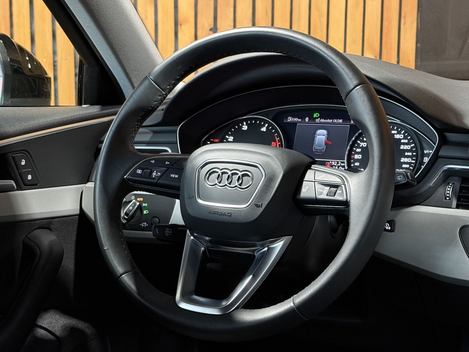 Fahrzeugabbildung Audi A4 Avant advanced TDI Aut. *Navi+*ACC*AHK*Kamera