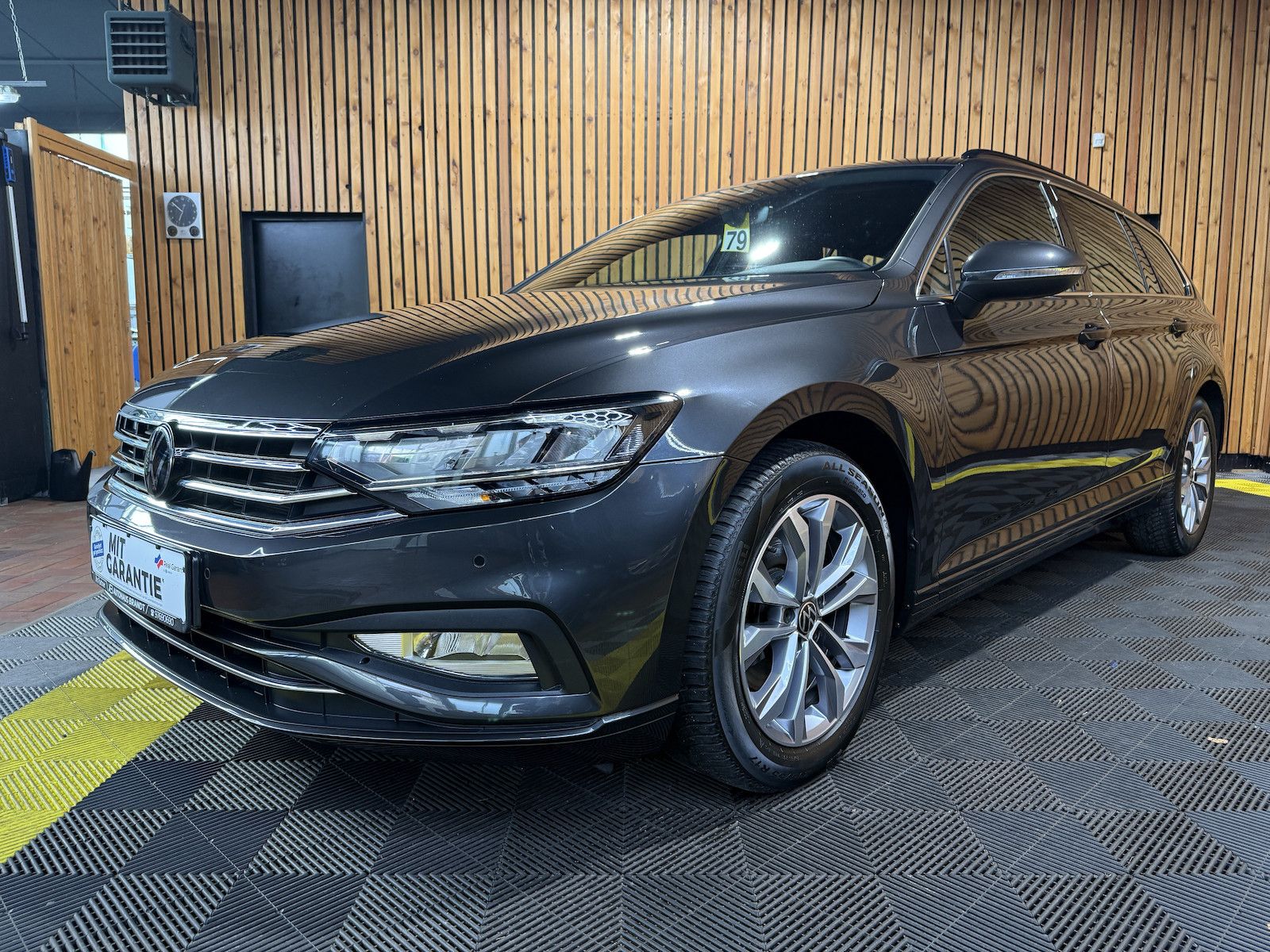 Volkswagen Passat Variant 2,0 TSI DSG *Navi*LED*Kam*AHK*ACC