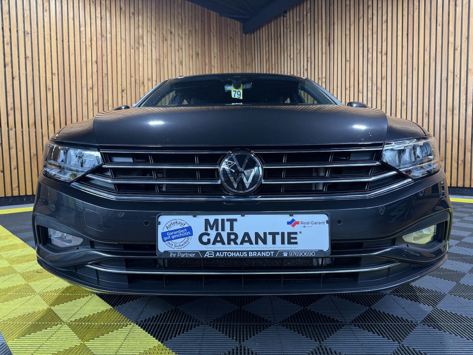 Fahrzeugabbildung Volkswagen Passat Variant 2,0 TSI DSG *Navi*LED*Kam*AHK*ACC