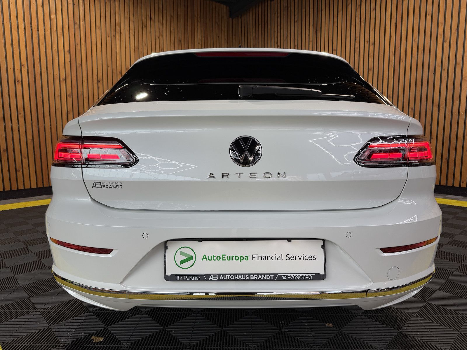 Fahrzeugabbildung Volkswagen Arteon Shooting B. TDI *Navi*LED*Virtual*Kam*ACC