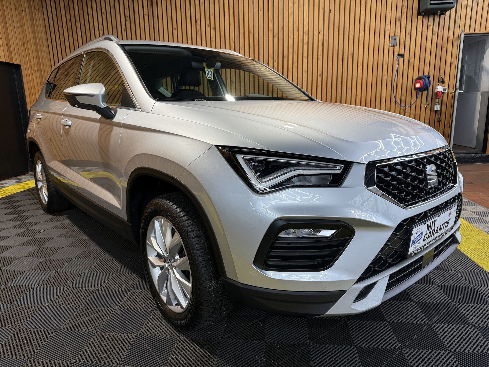 Fahrzeugabbildung SEAT Ateca 2,0 TDI DSG *Navi*LED*Kam*Virtual*AHK*ACC*