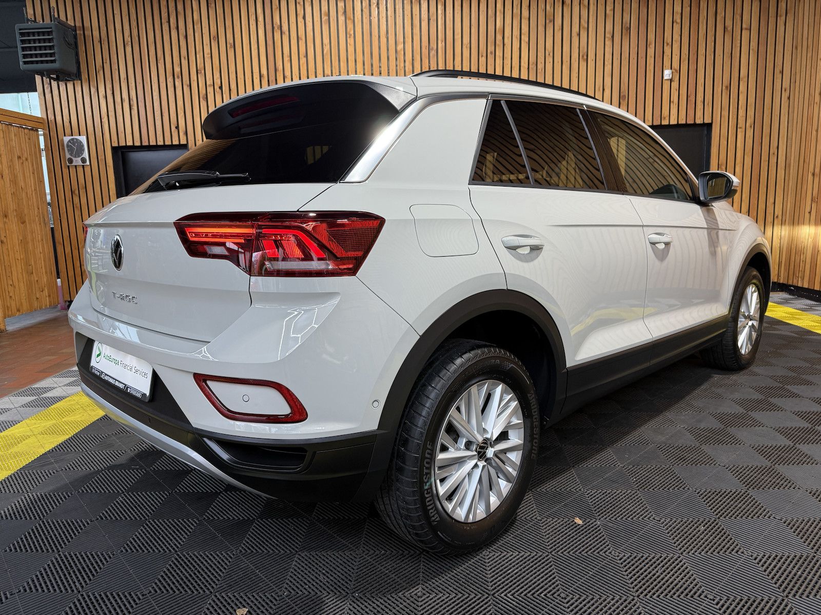 Fahrzeugabbildung Volkswagen T-Roc 2,0 TDI Life DSG *Navi*LED*Kam*Virtual*ACC