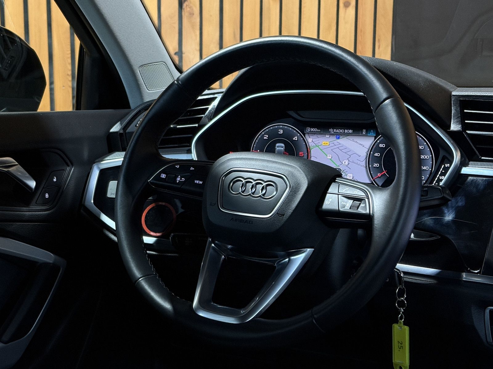 Fahrzeugabbildung Audi Q3 35 TDI advanced Aut. Navi*LED*Virtual*Kam*AHK