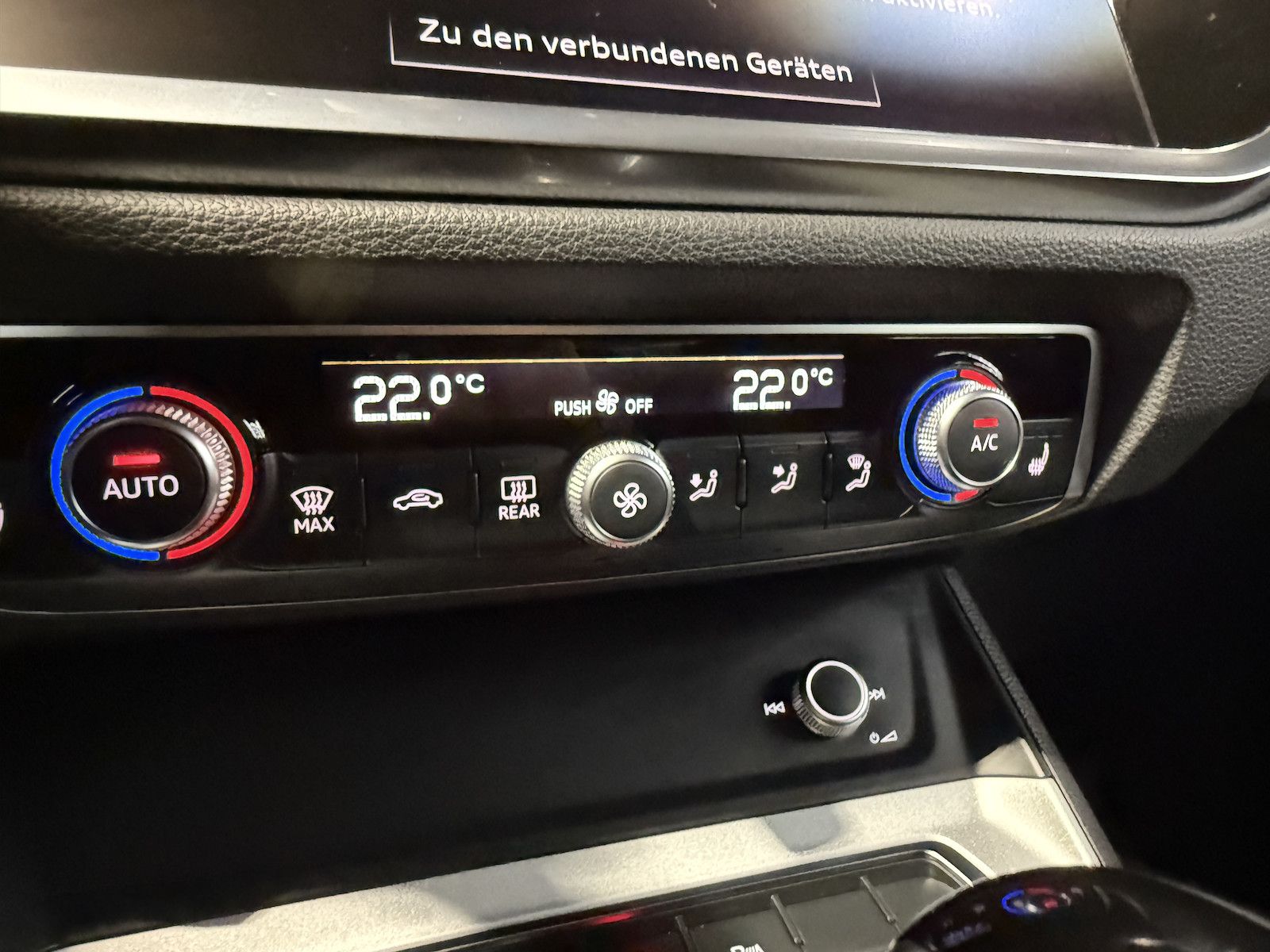 Fahrzeugabbildung Audi Q3 35 TDI advanced Aut. Navi*LED*Virtual*Kam*AHK