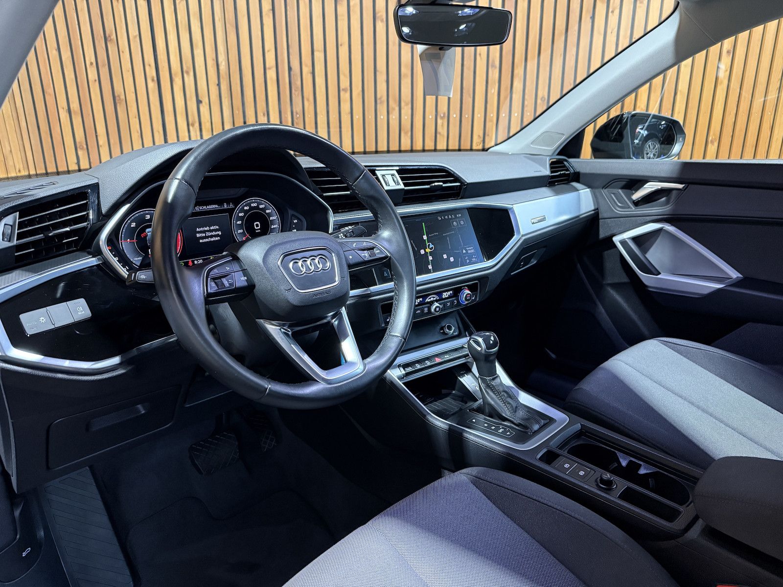 Fahrzeugabbildung Audi Q3 Sportback 35TDI Aut. *Navi+*LED*Virtual*Kam*