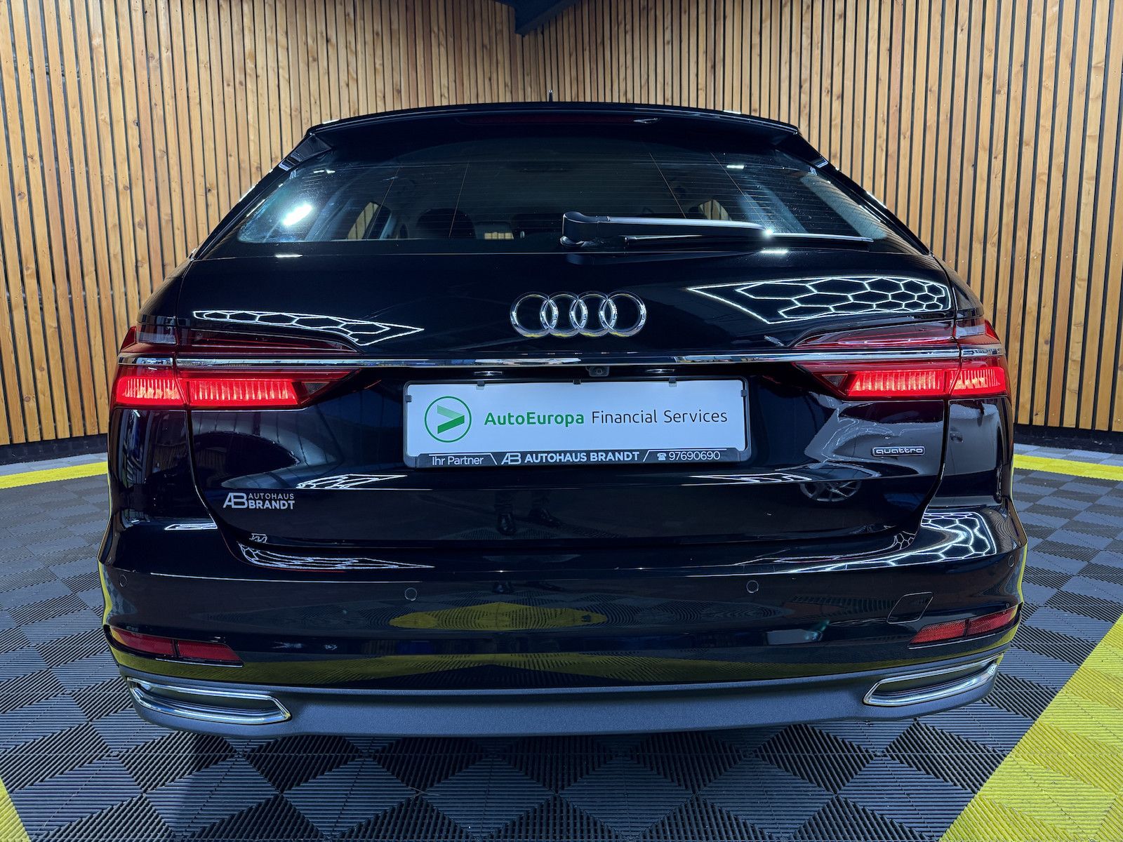 Fahrzeugabbildung Audi A6 Avant 40 TDI quattro *Navi*360°*ACC*LED*Leder