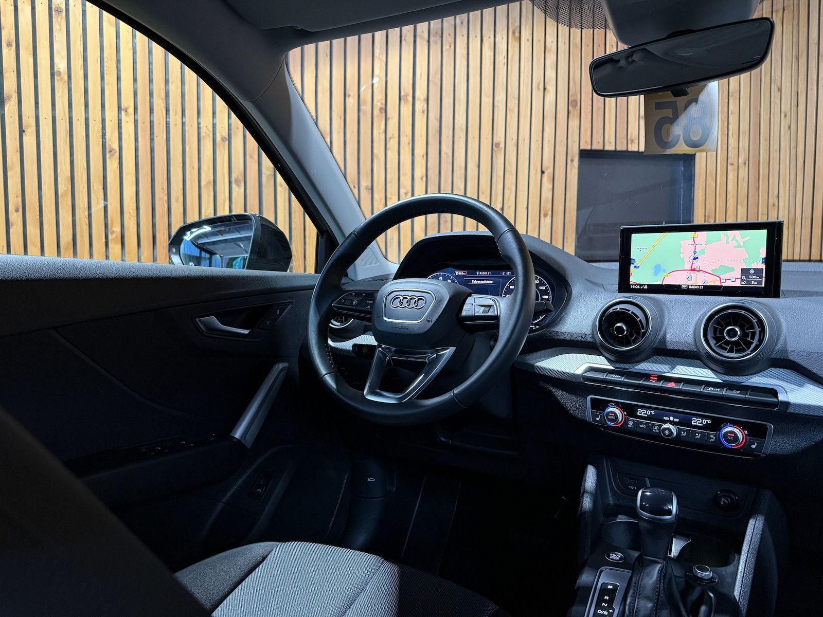 Fahrzeugabbildung Audi Q2 35 TFSI S tronic *Navi*Virtual*Kamera*ACC*