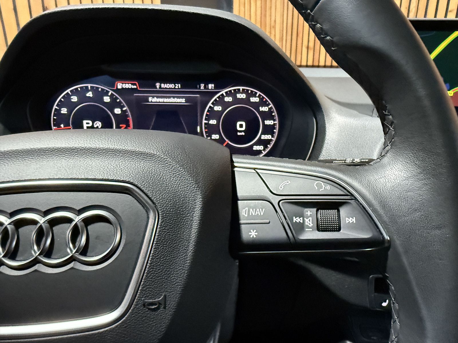 Fahrzeugabbildung Audi Q2 35 TFSI S tronic *Navi*Virtual*Kamera*ACC*