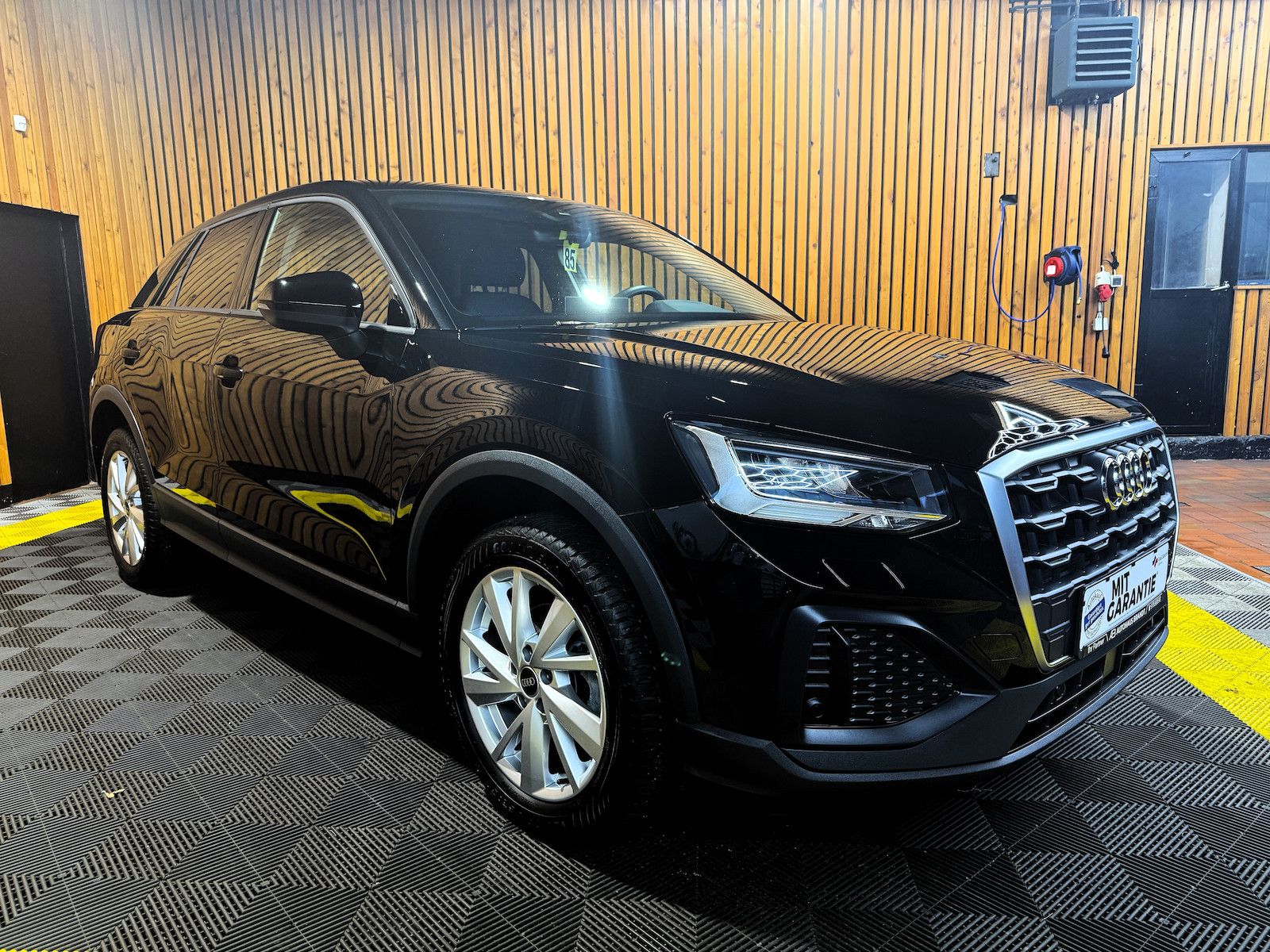 Fahrzeugabbildung Audi Q2 35 TFSI S tronic *Navi*Virtual*Kamera*ACC*