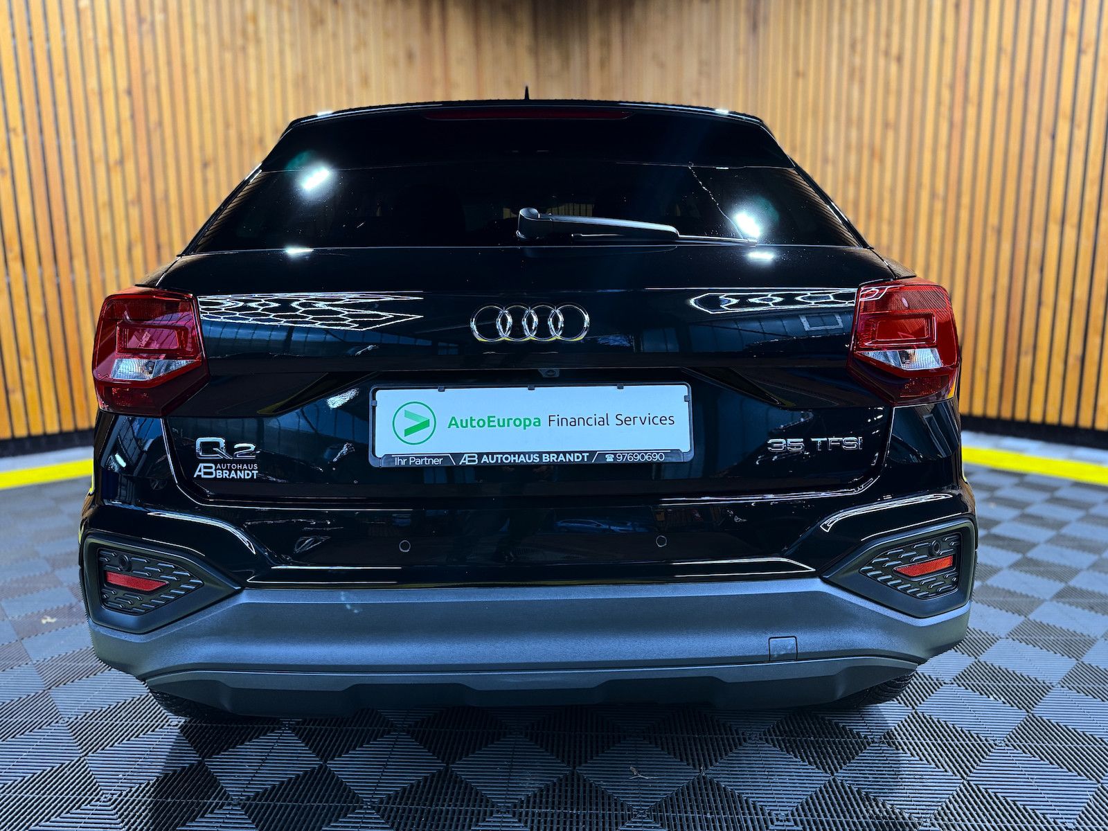 Fahrzeugabbildung Audi Q2 35 TFSI S tronic *Navi*Virtual*Kamera*ACC*