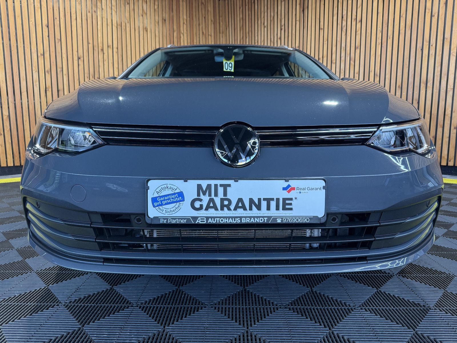 Fahrzeugabbildung Volkswagen Golf Variant 2,0 TDI DSG *Navi*ACC*LED*AHK*Kam*