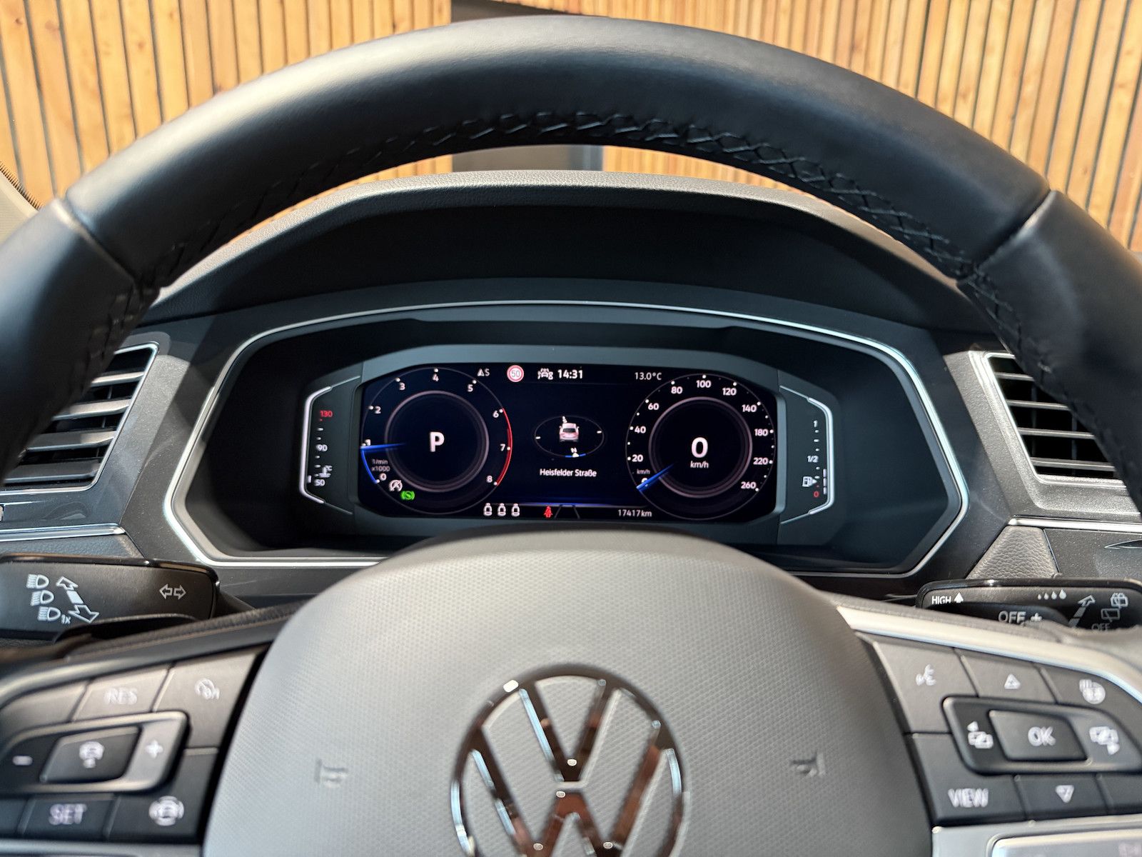 Fahrzeugabbildung Volkswagen Tiguan 1,5 TSI Life DSG Navi*ACC*Kam*LED*Virtual